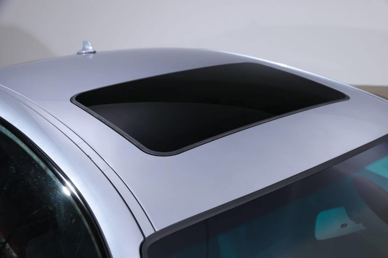 Used 2004 BMW 330Ci Coupe image 34