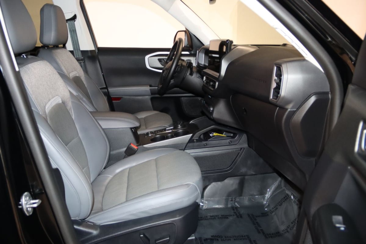 Used 2025 Ford Bronco Sport Badlands AWD/4WD image 56