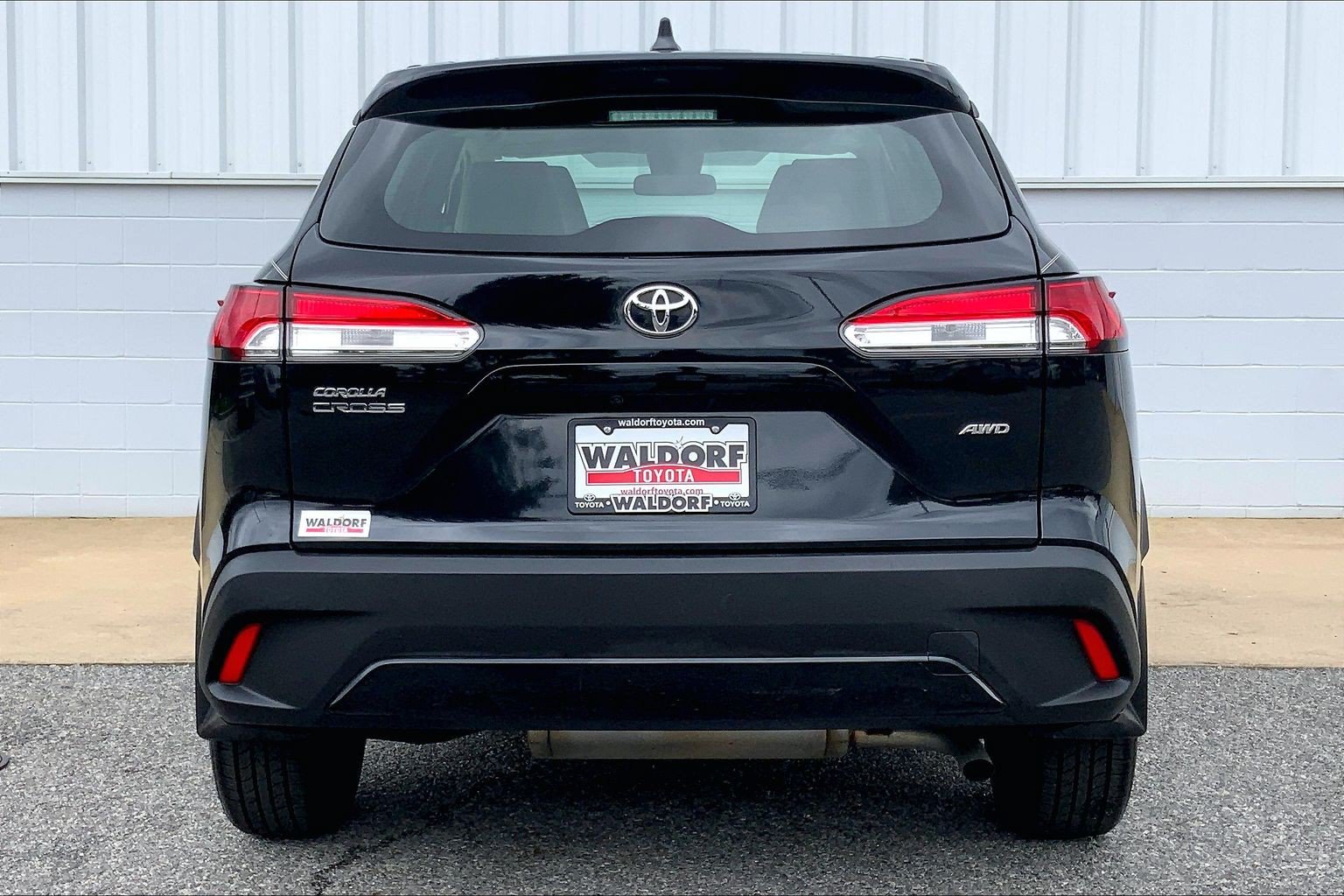 Used 2022 Toyota Corolla Cross L AWD/4WD image 5