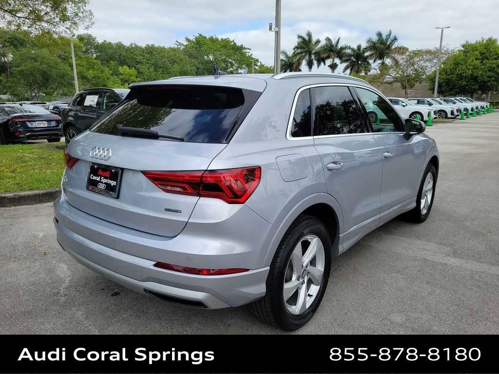 Certified 2020 Audi Q3 2.0T Premium Plus w/ Premium Plus Package AWD/4WD image 8