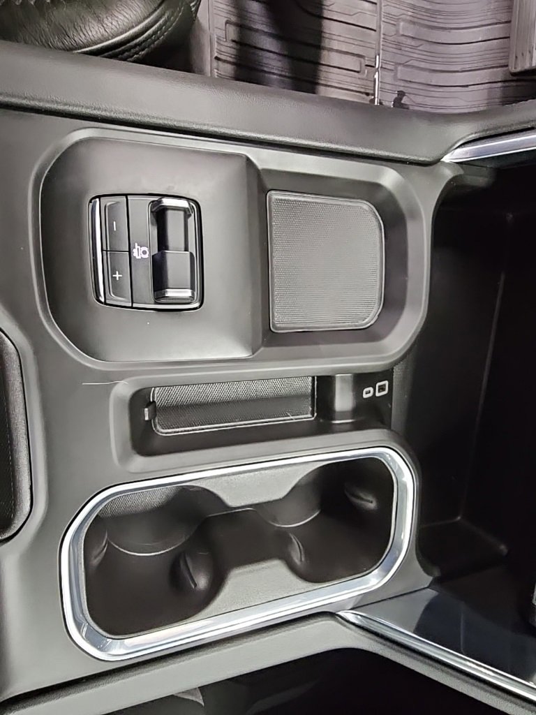 Certified 2024 GMC Sierra 3500 Denali w/ Denali Reserve Package image 20