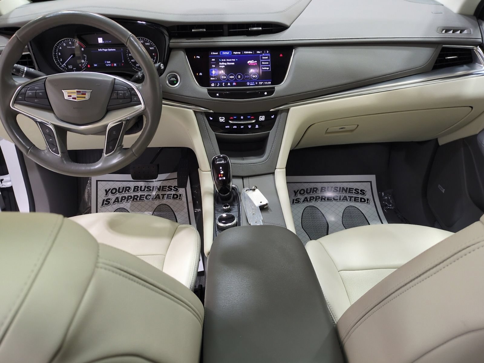 Used 2023 Cadillac XT5 Premium Luxury AWD/4WD image 15