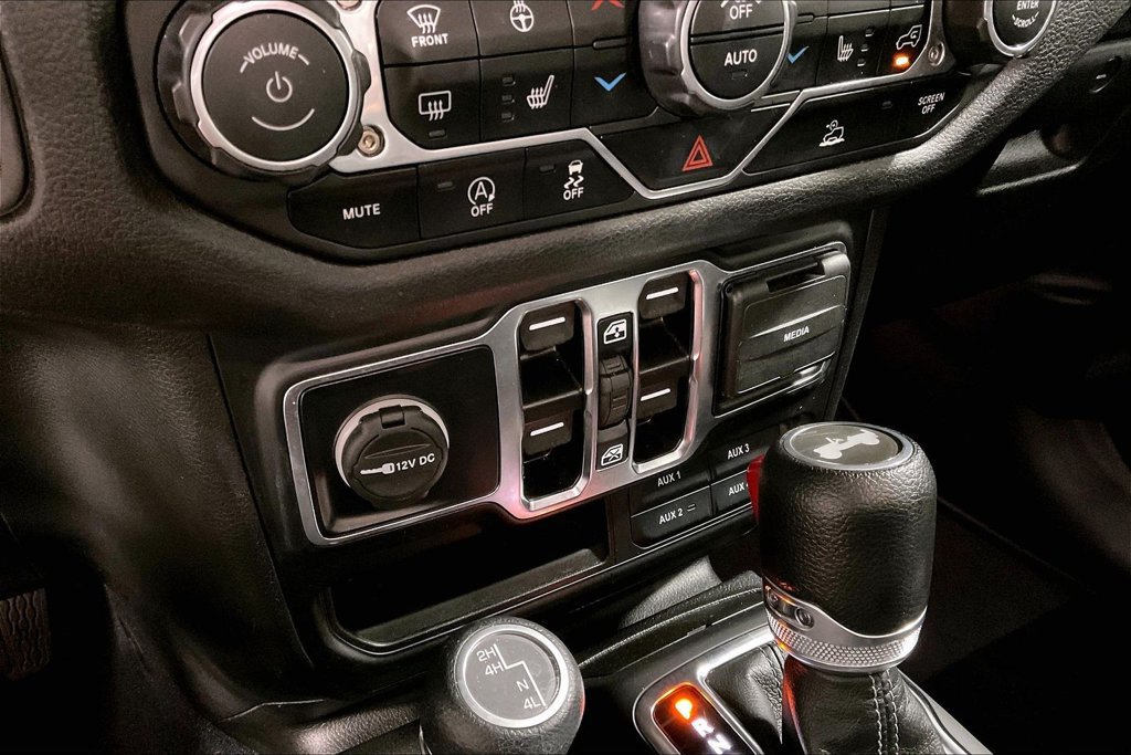 Used 2024 Jeep Wrangler Unlimited Sport AWD/4WD image 30
