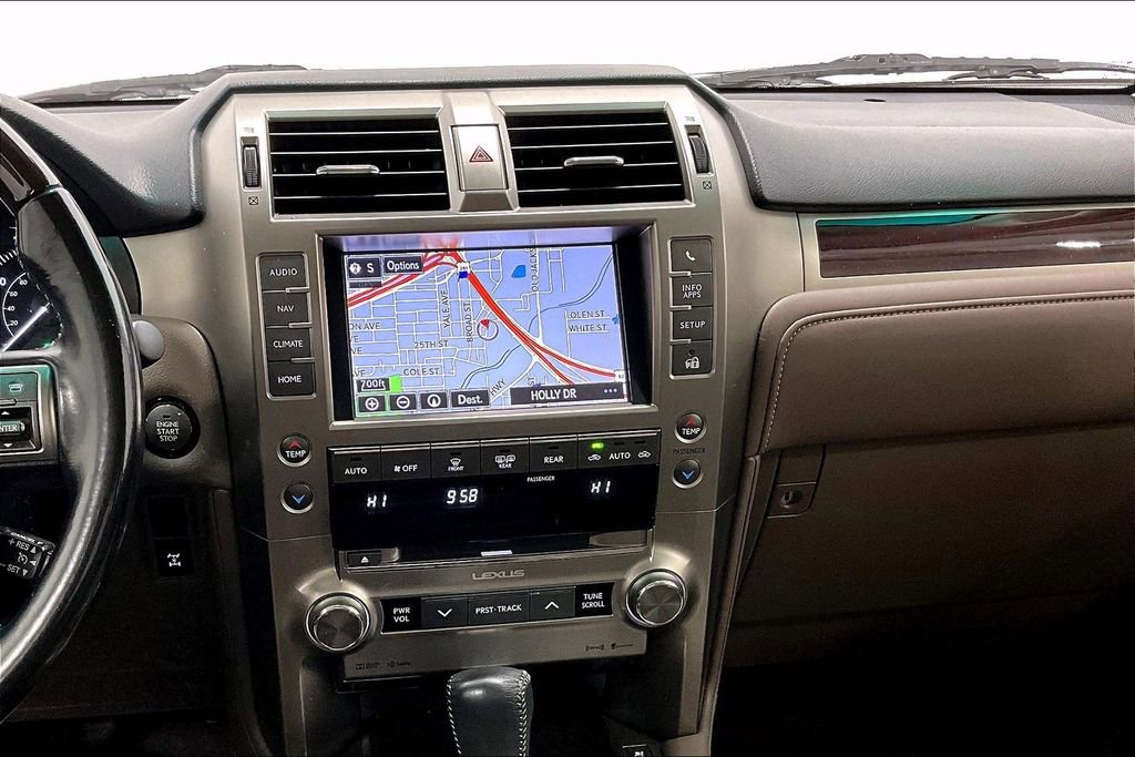 Used 2017 Lexus GX 460 image 8