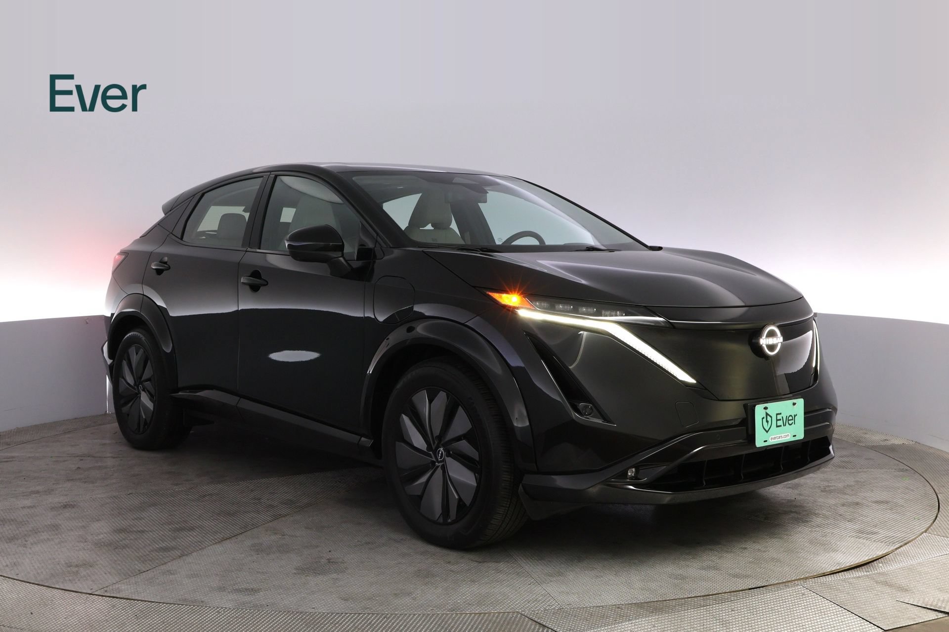 Used 2024 Nissan Ariya AWD image 13