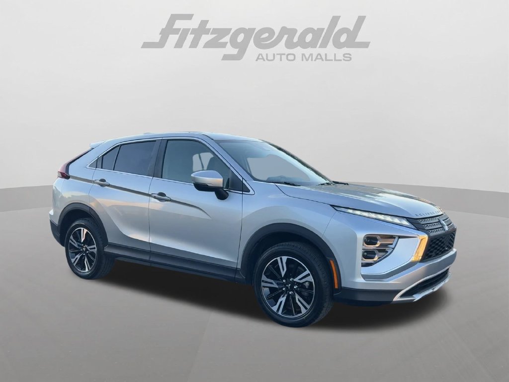 Used 2024 Mitsubishi Eclipse Cross SEL AWD/4WD image 2
