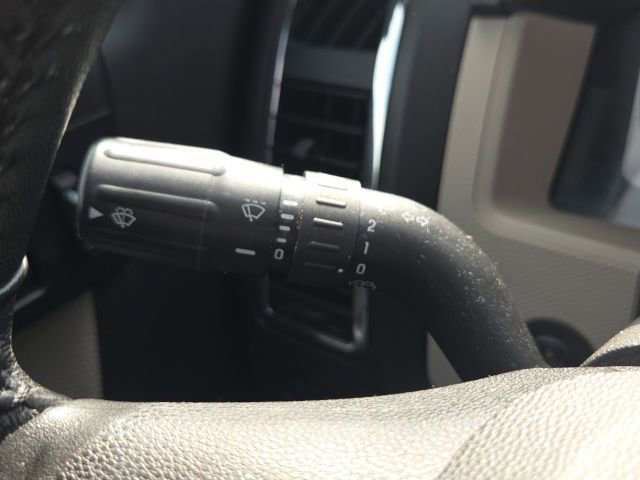 Used 2010 Mercury Mariner Premier image 37