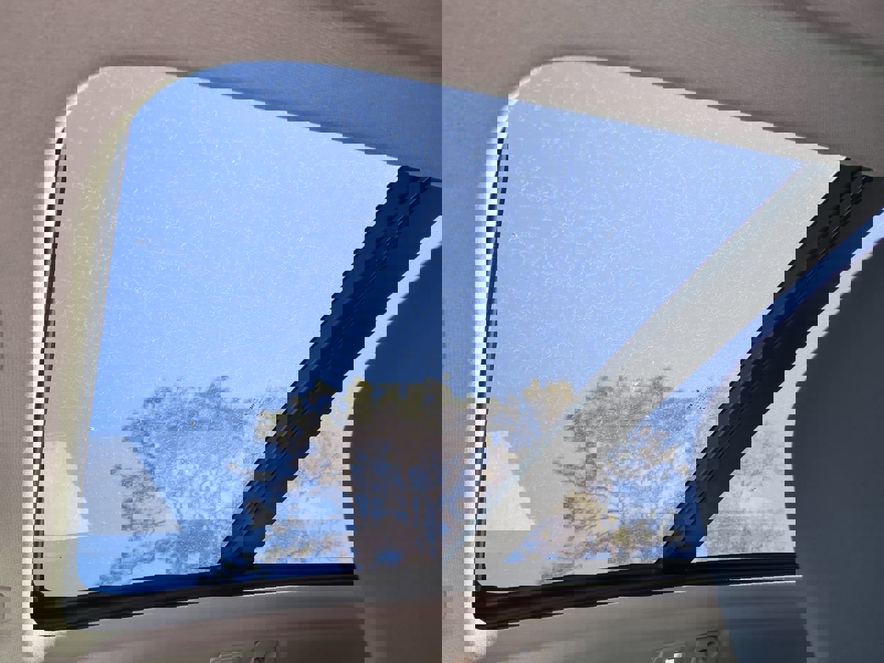 New 2025 Volvo XC40 B5 Core w/ Protection Package Premier image 19