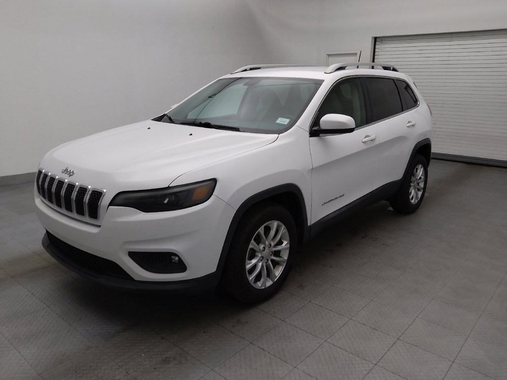 Used 2019 Jeep Cherokee Latitude w/ Popular Appearance Group image 2