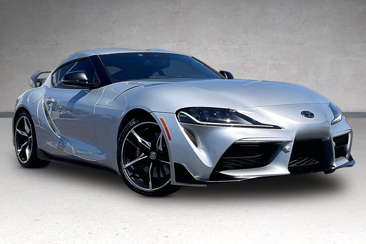 Used 2021 Toyota Supra Premium w/ Driver Assist Package RWD image 2