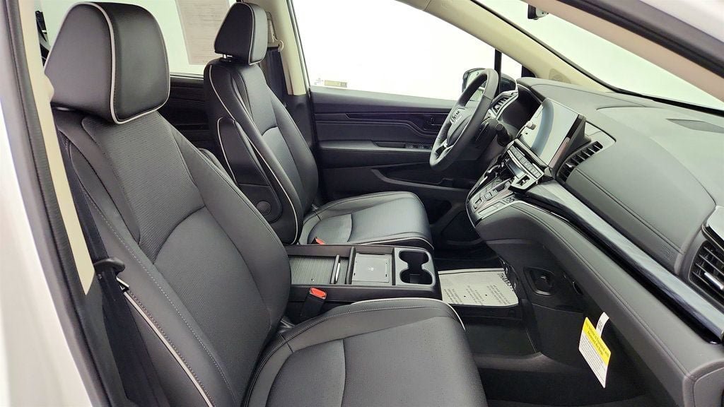 Used 2026 Honda Odyssey Elite image 27