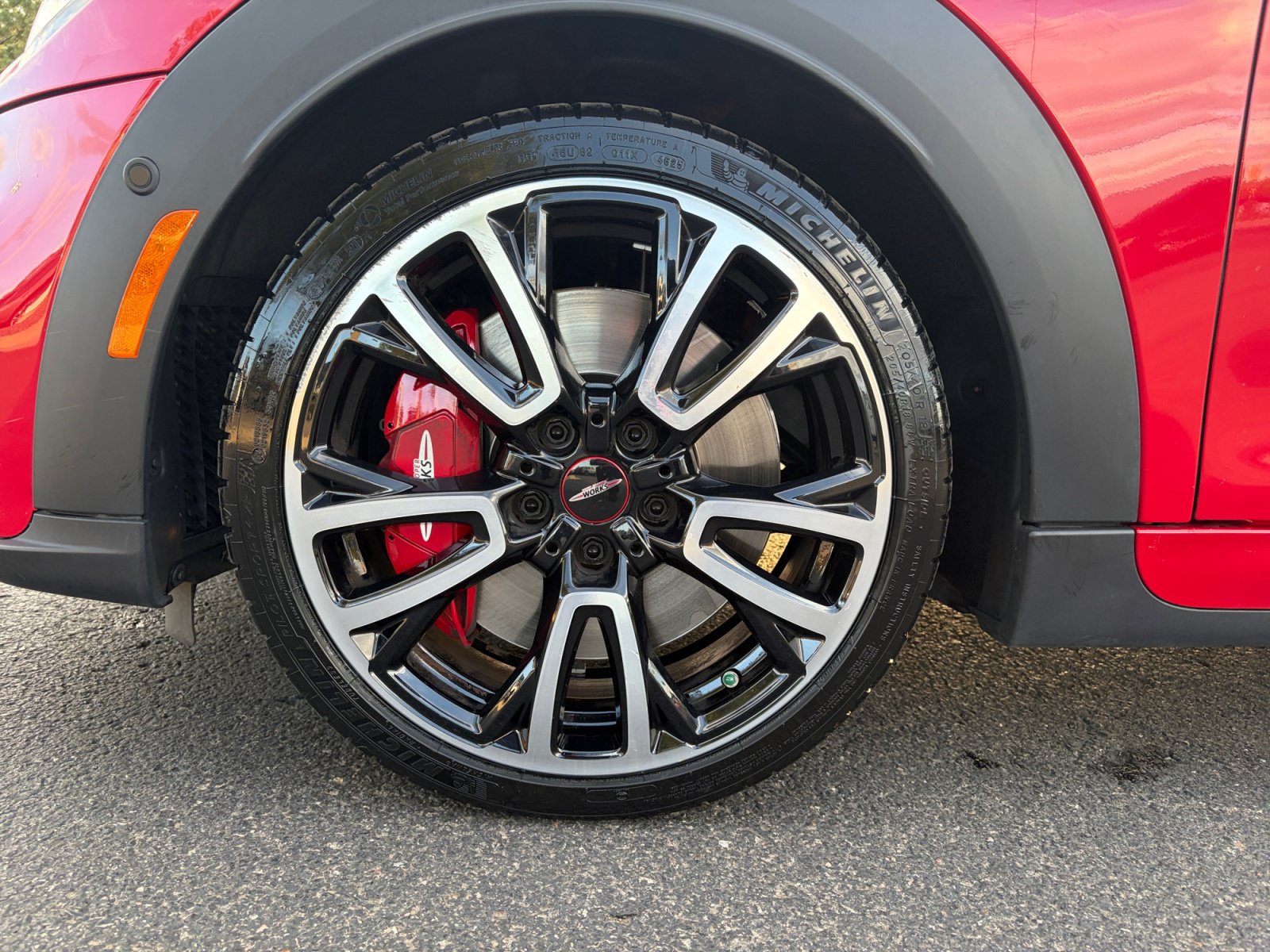 Used 2022 MINI Cooper John Cooper Works w/ Driver Assistance Package FWD image 11