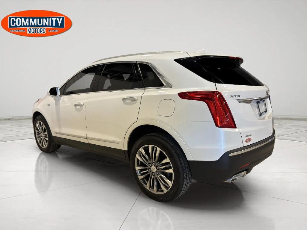 Used 2017 Cadillac XT5 Premium Luxury w/ LPO, Wheel Lock Package image 3