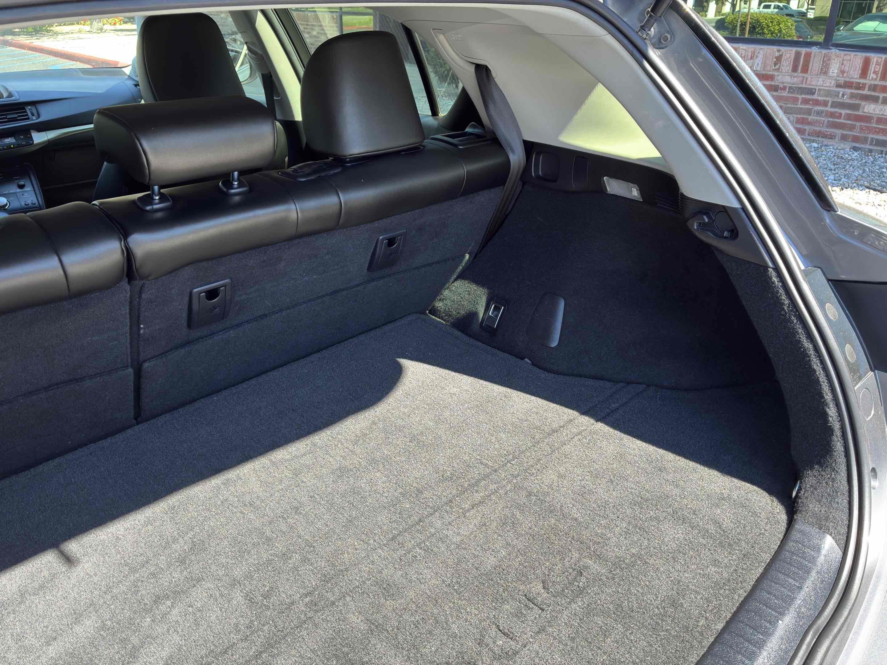 Used 2013 Lexus CT 200h w/ Premium Pkg w/Navigation FWD image 42