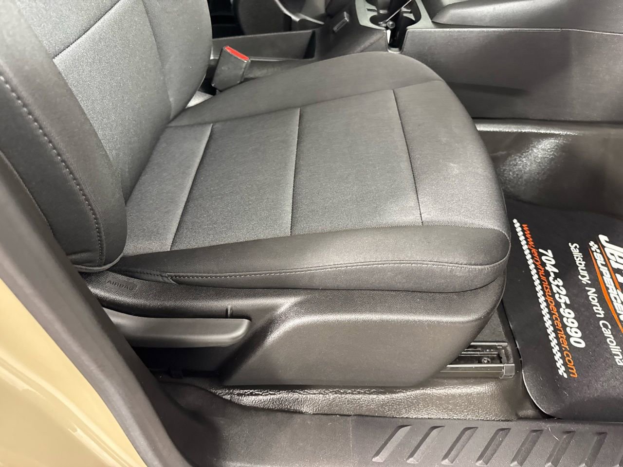 Used 2023 Chevrolet Colorado W/T image 31