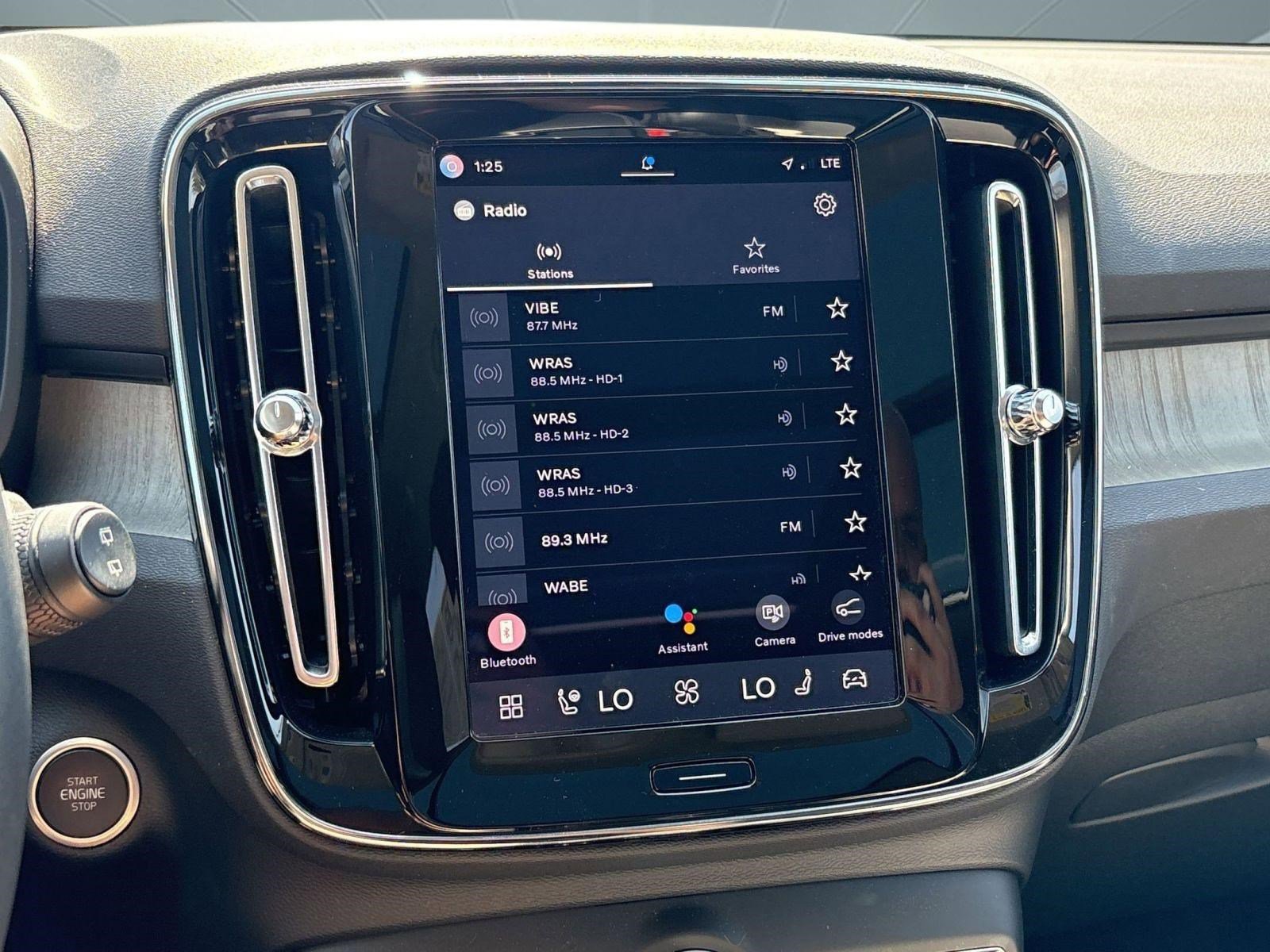 Certified 2023 Volvo XC40 B5 Plus w/ Driver Assist Package image 23