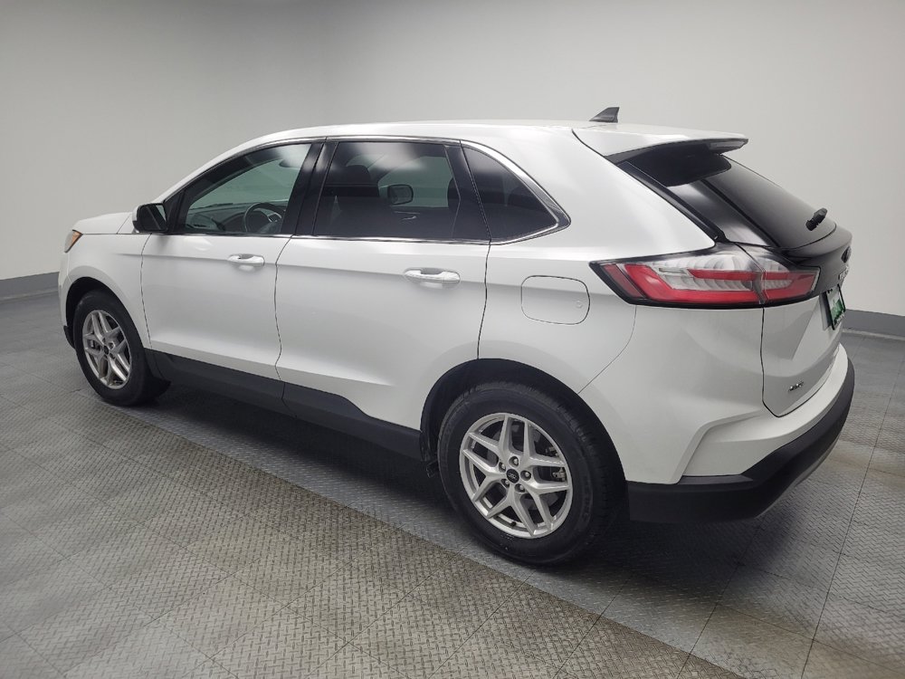 Used 2023 Ford Edge SEL image 3