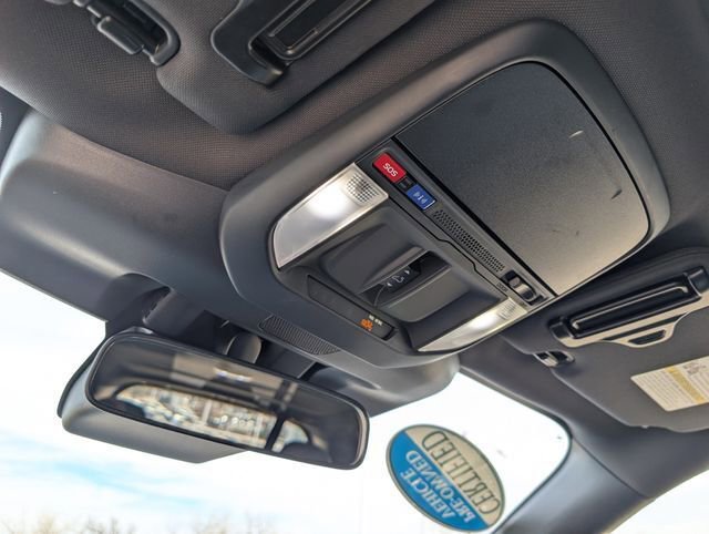 Used 2025 Subaru Forester Limited image 30
