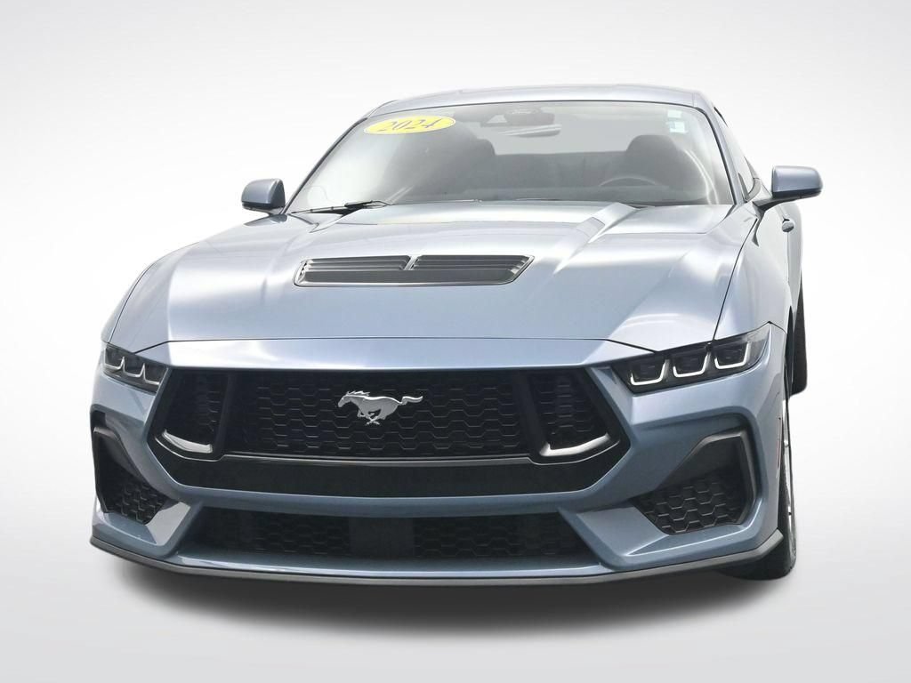 Used 2024 Ford Mustang GT Premium RWD image 2
