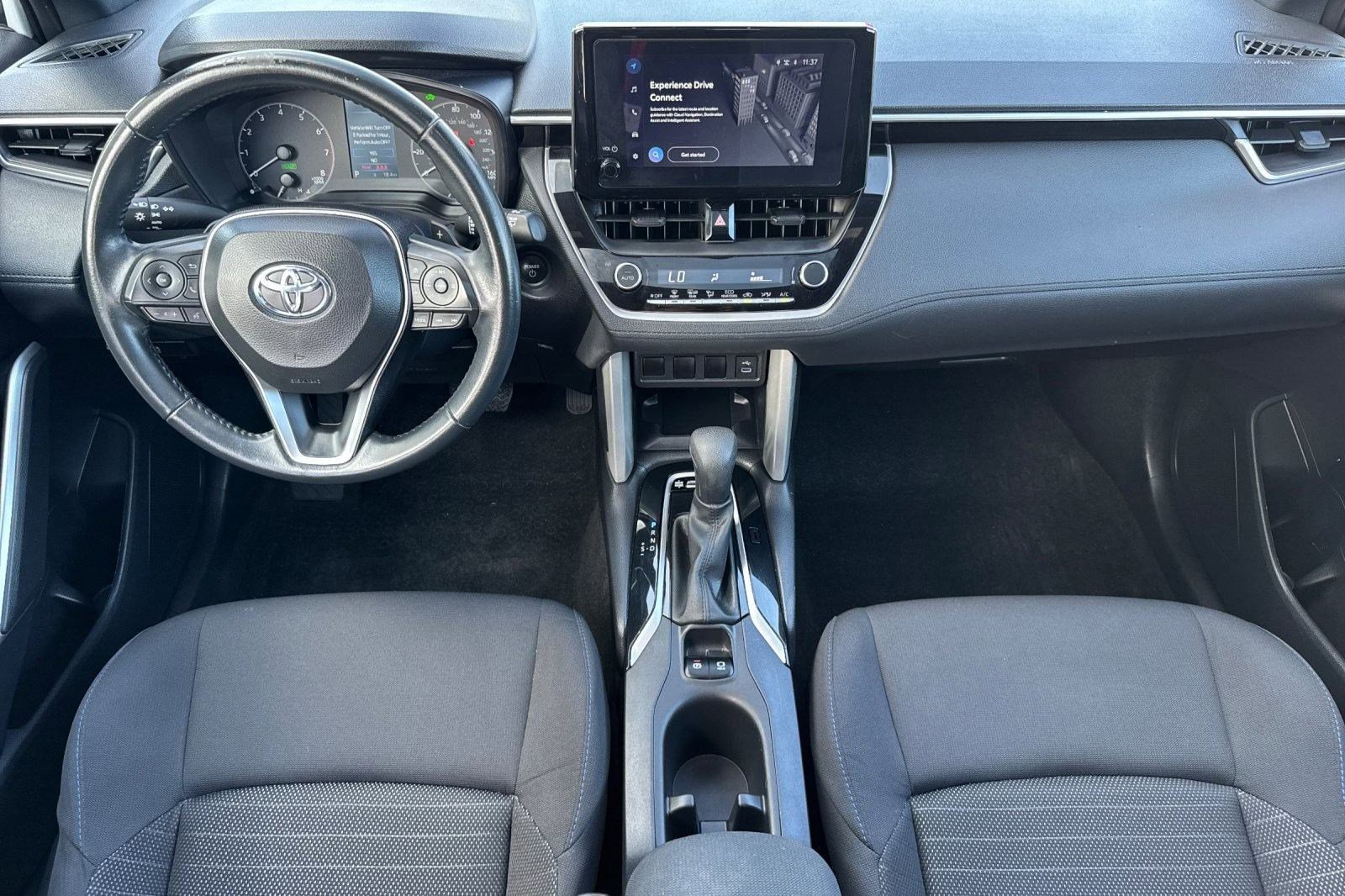 Used 2024 Toyota Corolla Cross SE w/ Moonroof Package image 15