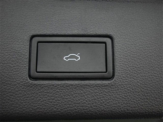 Used 2022 Volkswagen Atlas SE image 29