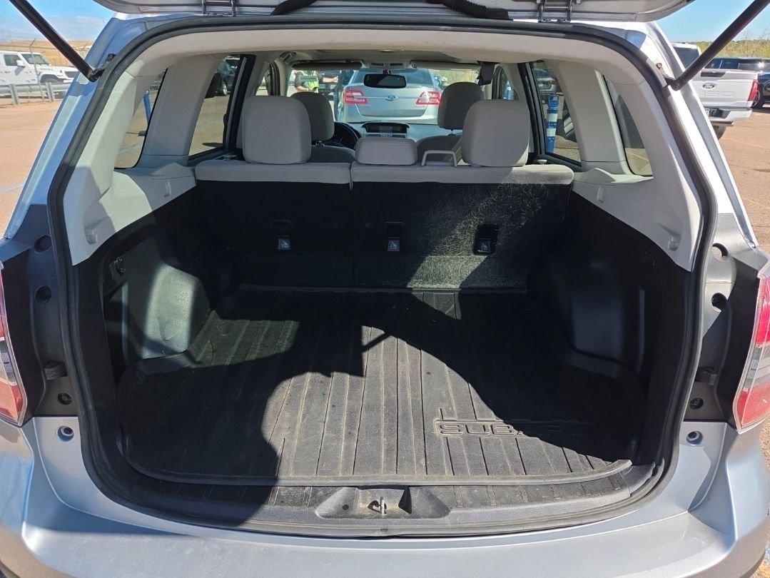 Used 2015 Subaru Forester 2.5i Premium w/ All-Weather Package AWD/4WD image 13