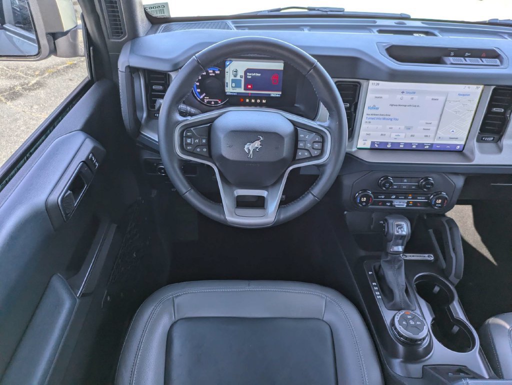 Used 2024 Ford Bronco Outer Banks AWD/4WD image 16