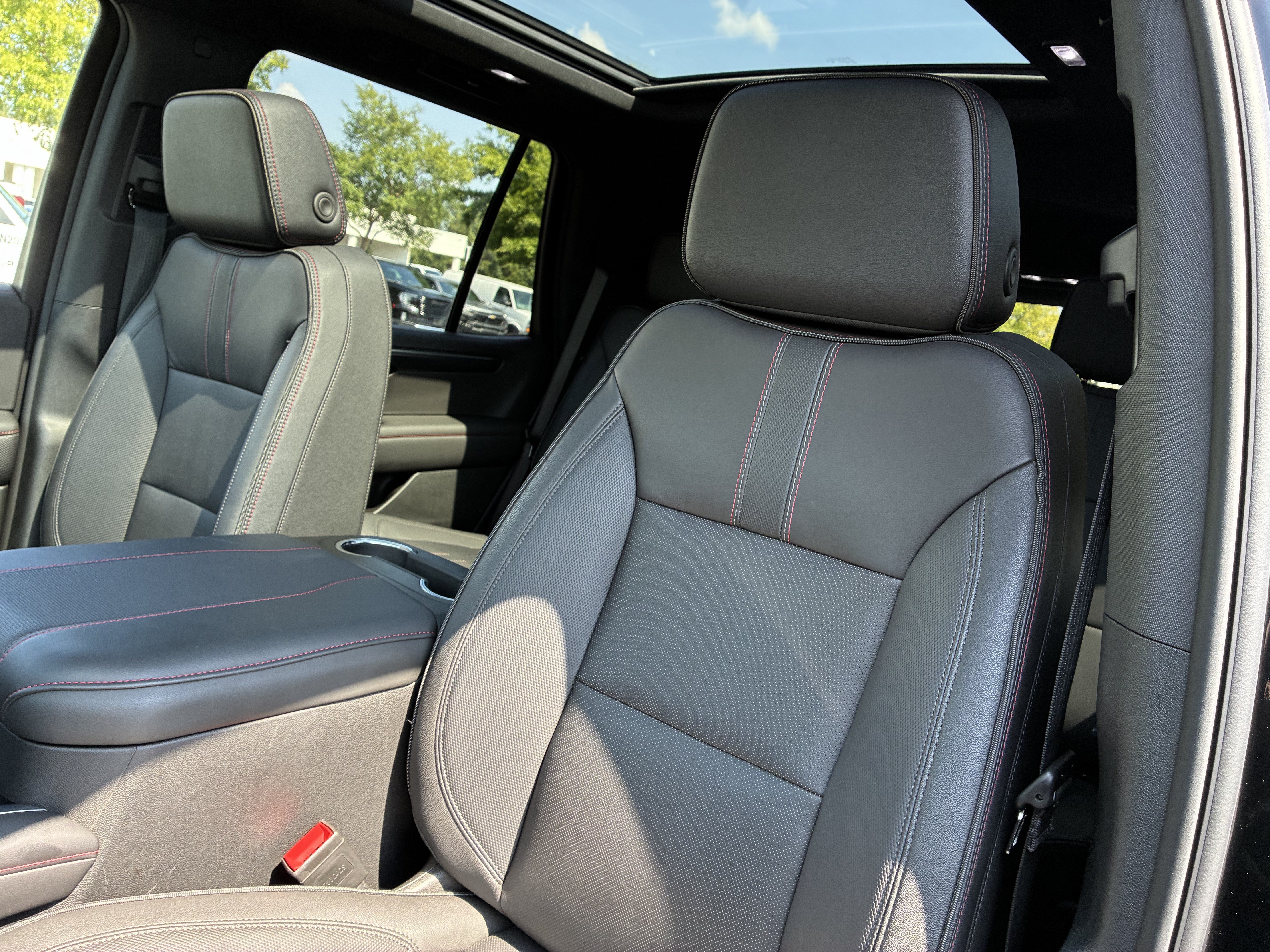Used 2025 Chevrolet Tahoe RST w/ Comfort Package RWD image 22