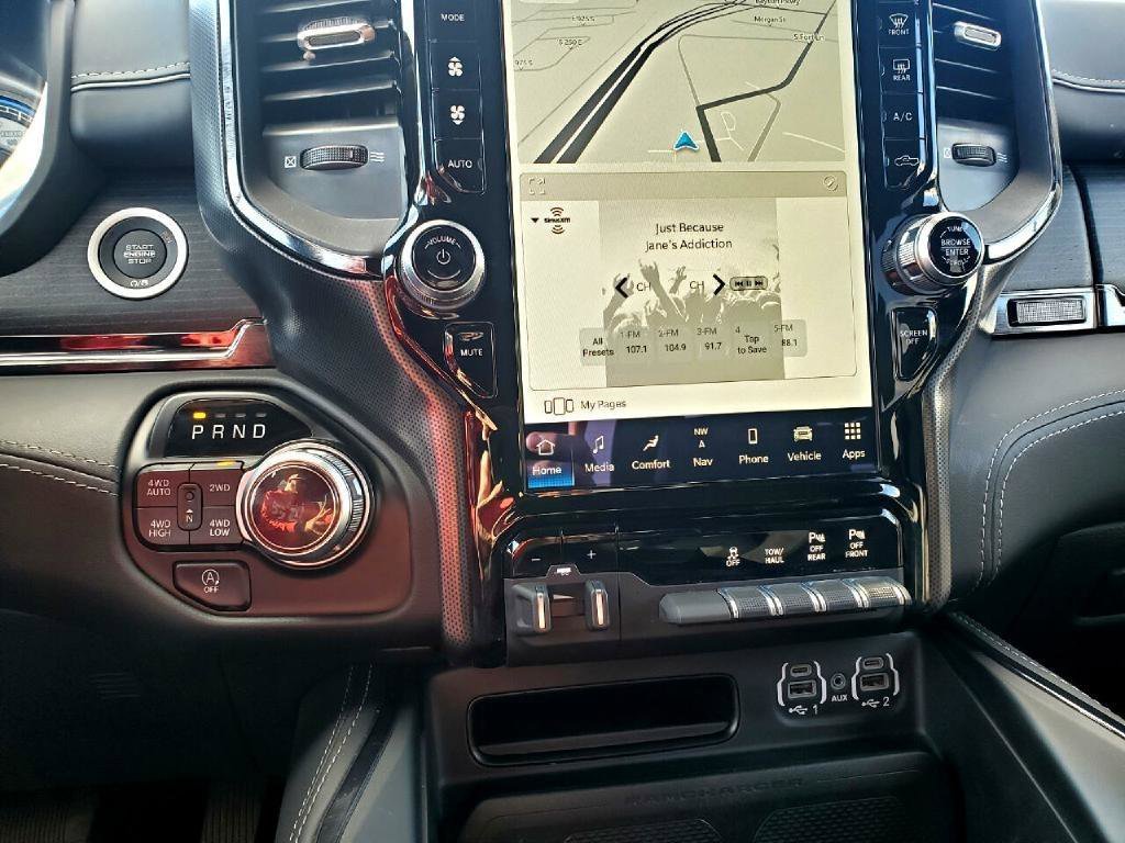 Used 2022 RAM 1500 Limited w/ Body-Colour Bumper Group image 7