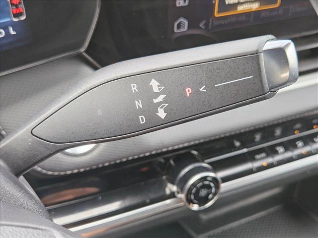 Used 2026 Chevrolet Equinox LT AWD/4WD image 17