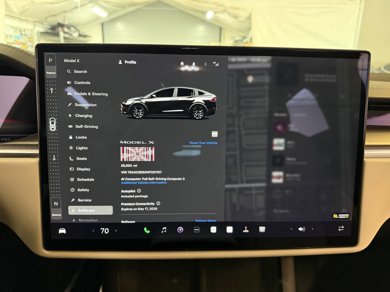 Used 2022 Tesla Model X Plaid image 11