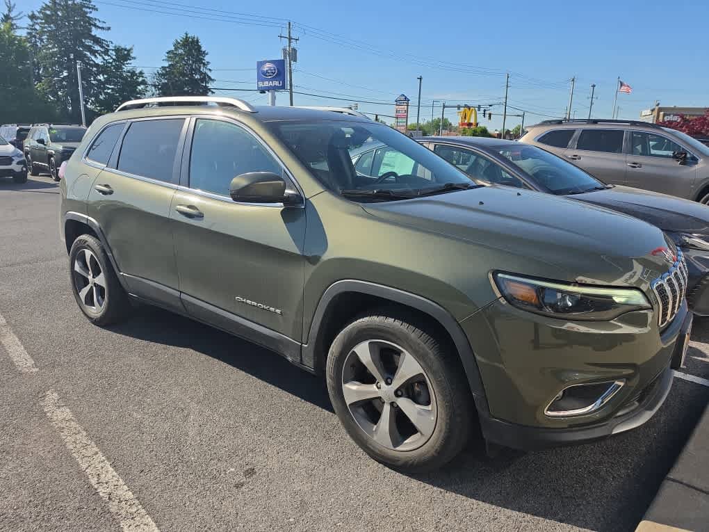 Used 2020 Jeep Cherokee Limited AWD/4WD image 3