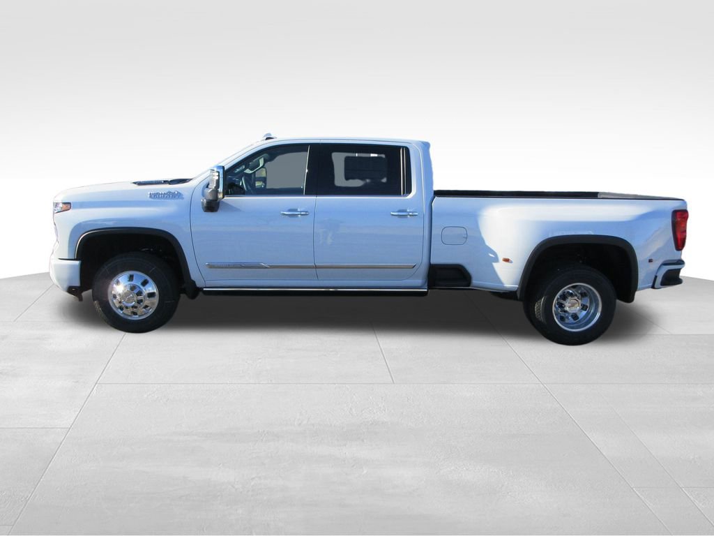 New 2026 Chevrolet Silverado 3500 High Country w/ High Country Premium Package image 2