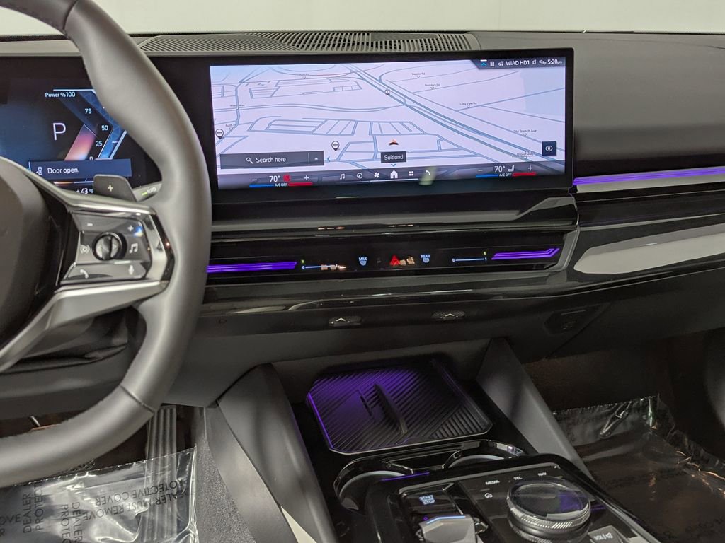 Used 2025 BMW 530i xDrive image 36