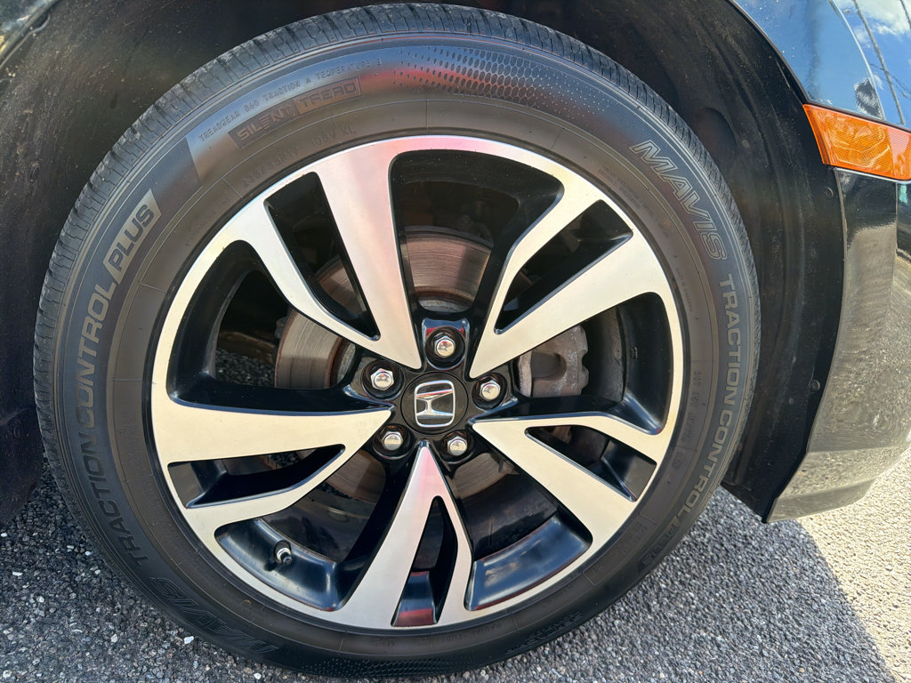 Used 2018 Honda Odyssey Elite image 18