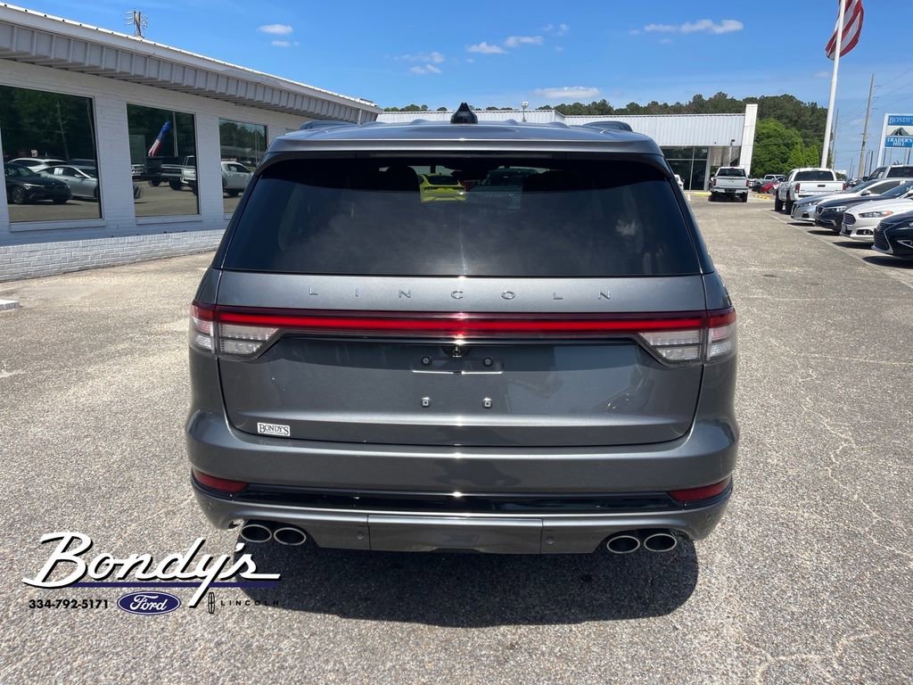 Used 2025 Lincoln Aviator Reserve w/ Equipment Group 201A image 13
