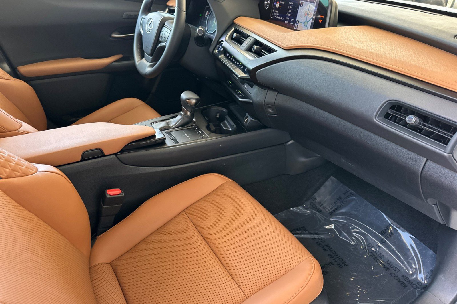 Used 2019 Lexus UX 250h w/ Accessory Package 2 AWD/4WD image 16