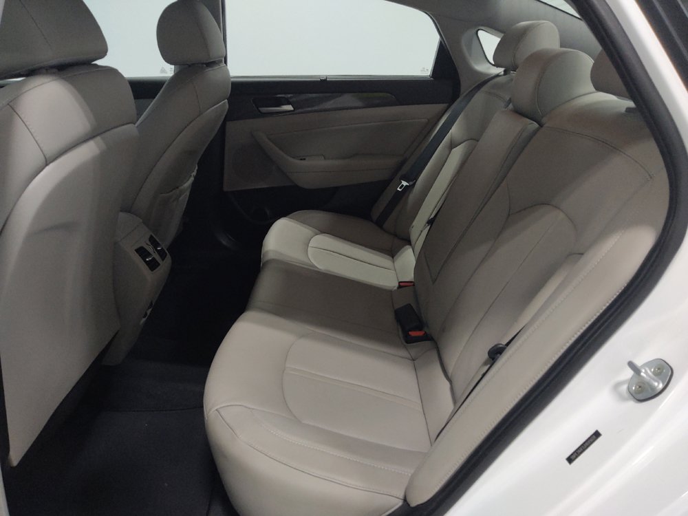Used 2018 Hyundai Sonata Limited w/ Limited Ultimate Package 03 FWD image 18