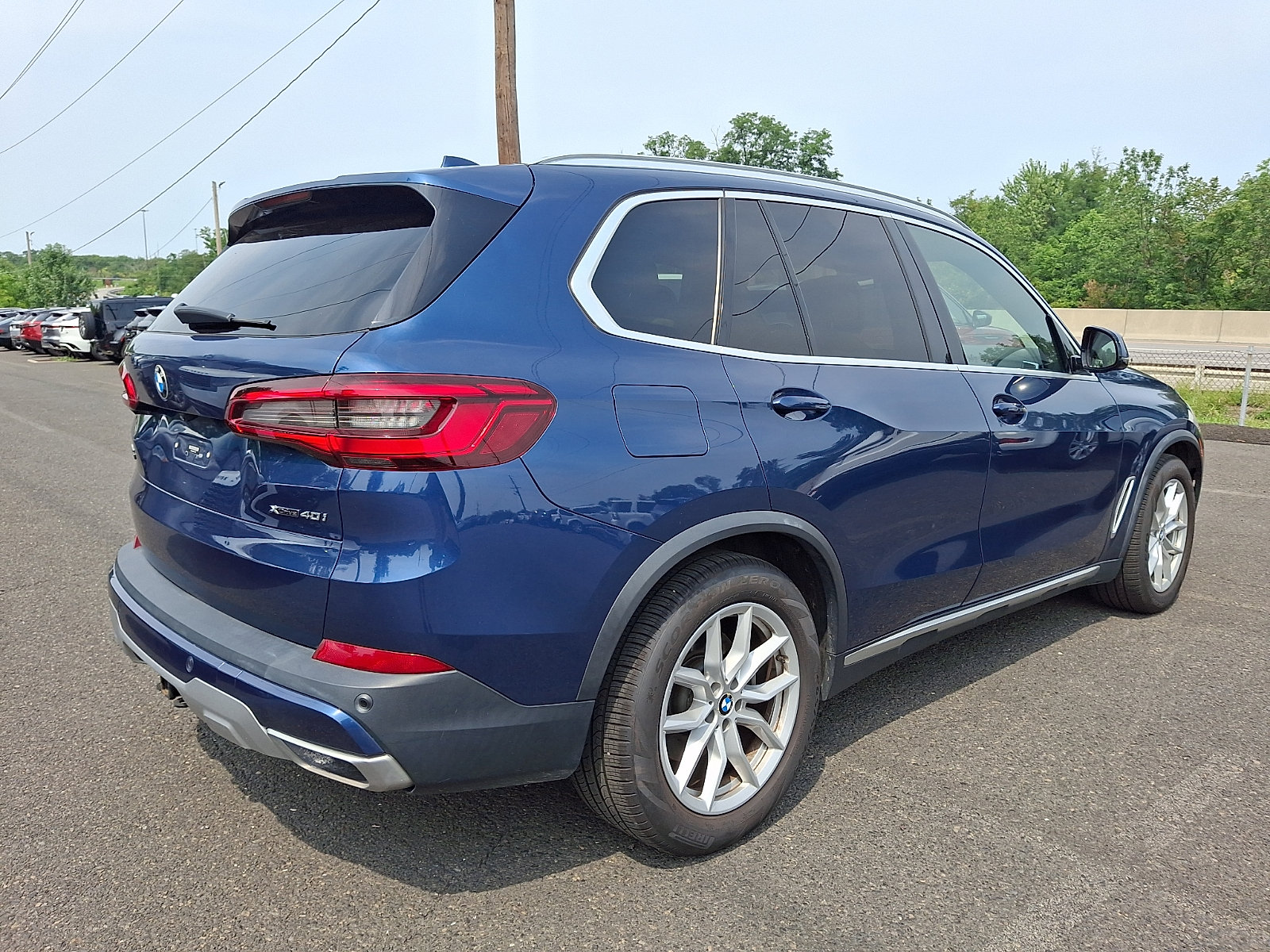 Used 2019 BMW X5 xDrive40i AWD/4WD image 2
