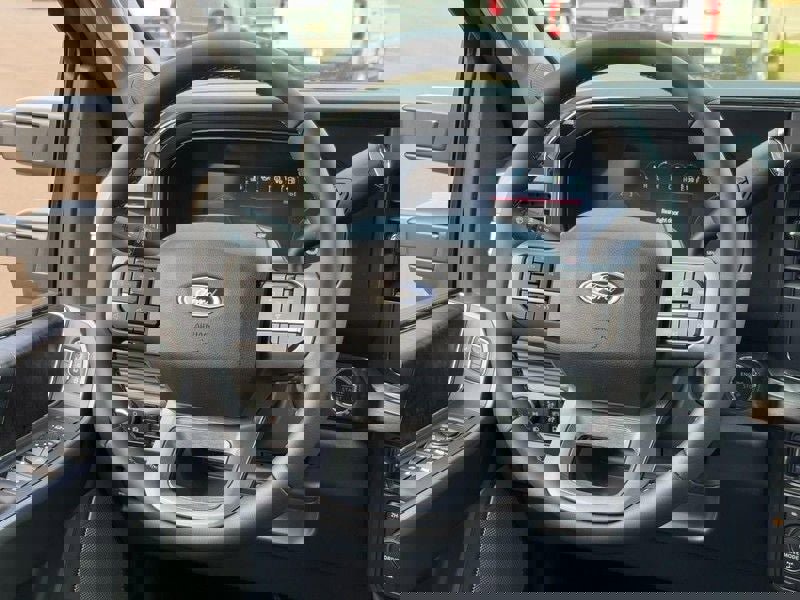 New 2026 Ford F350 Lariat image 7