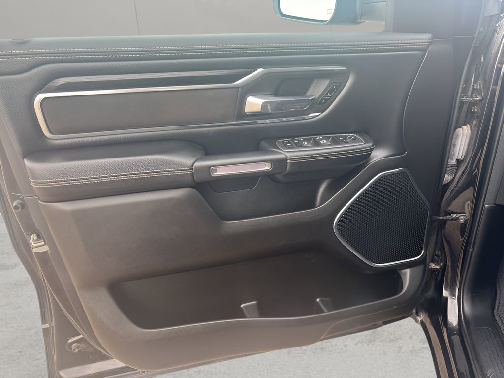Used 2024 RAM 1500 Laramie image 15