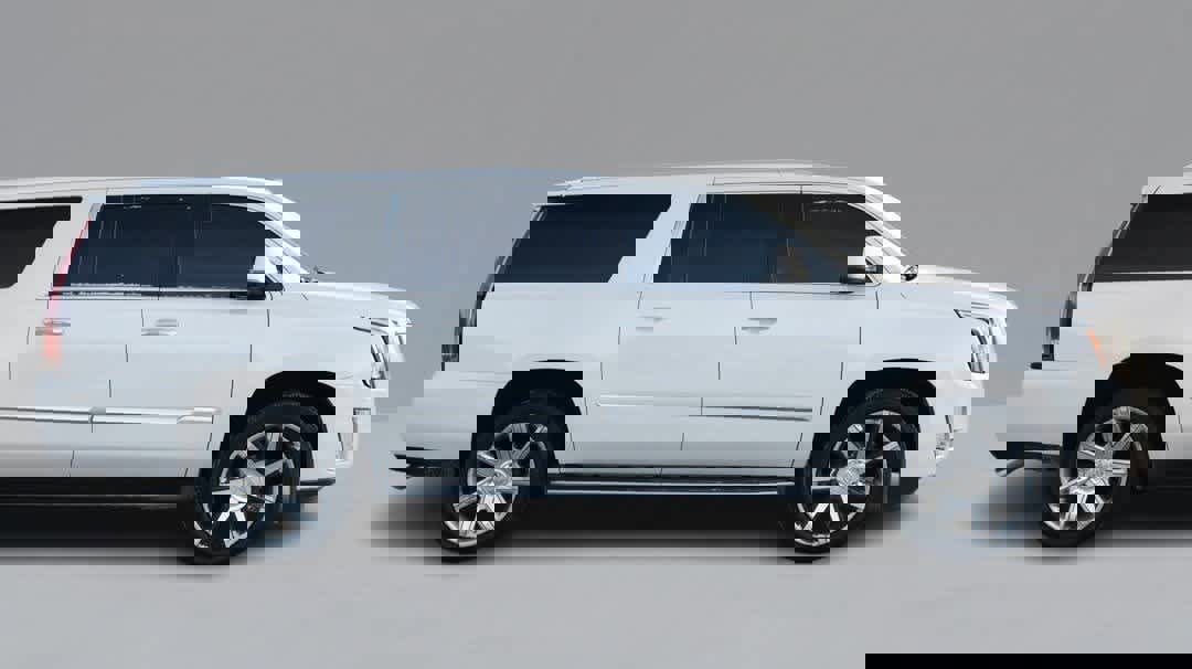 Used 2016 Cadillac Escalade ESV Luxury image 4