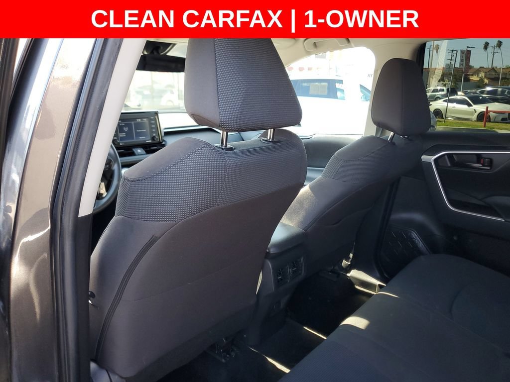 Used 2022 Toyota RAV4 LE FWD image 16