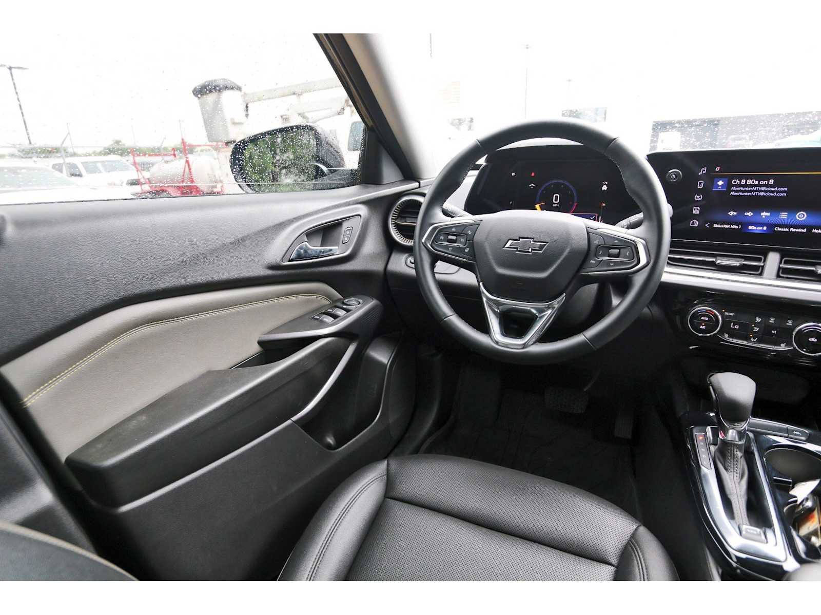Used 2025 Chevrolet Trax ACTIV w/ Driver Confidence Package FWD image 6