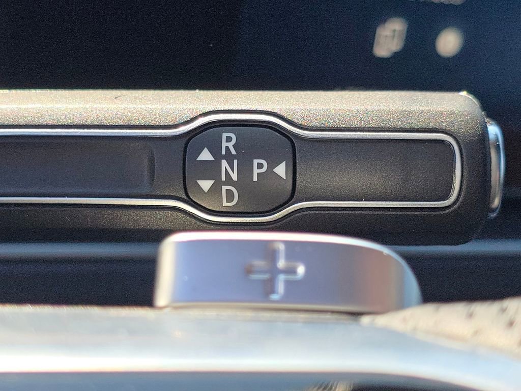 New 2026 Mercedes-Benz GLS 450 4MATIC image 38