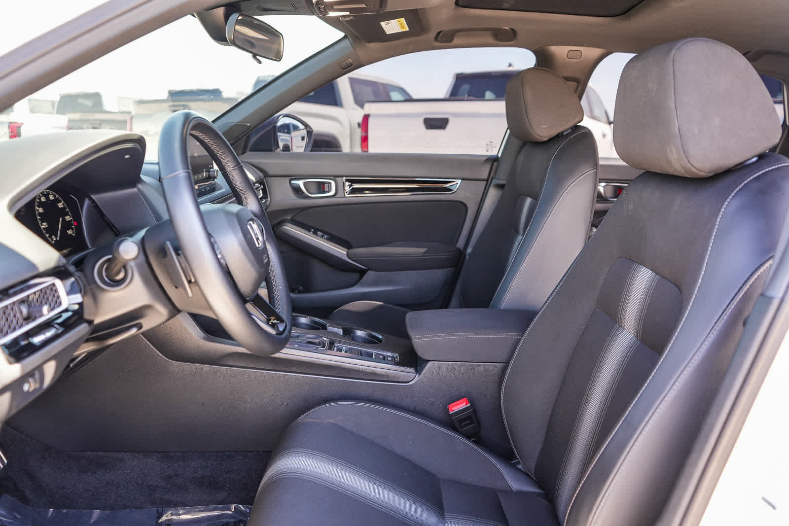 Used 2025 Honda Civic Sport image 17