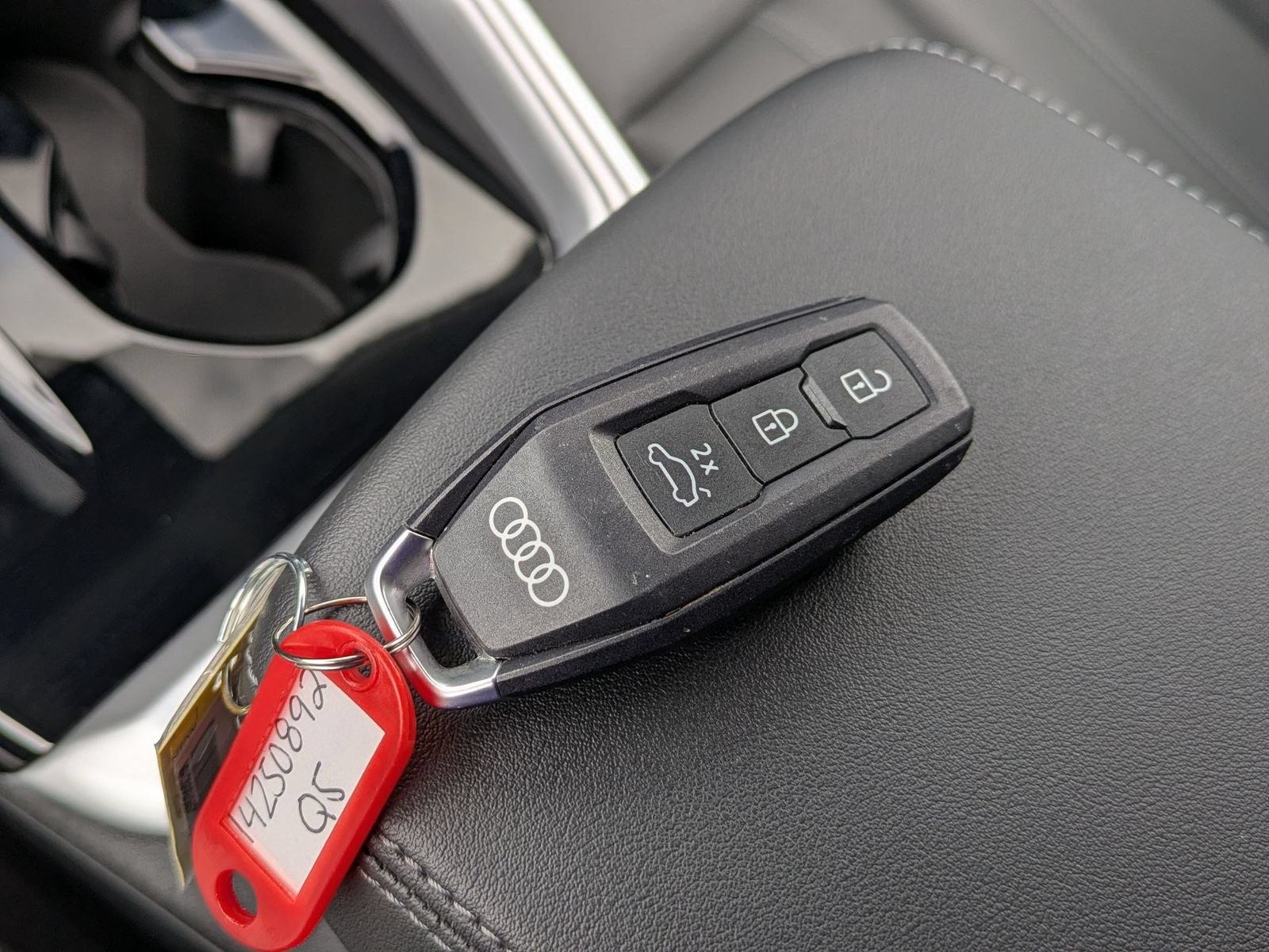 Used 2025 Audi Q5 Premium Plus w/ Premium Plus AWD/4WD image 32