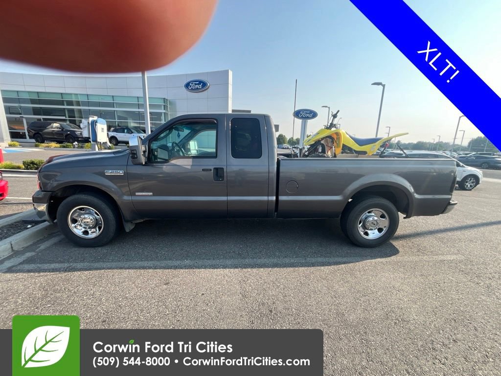 Used 2007 Ford F250 XLT RWD image 2