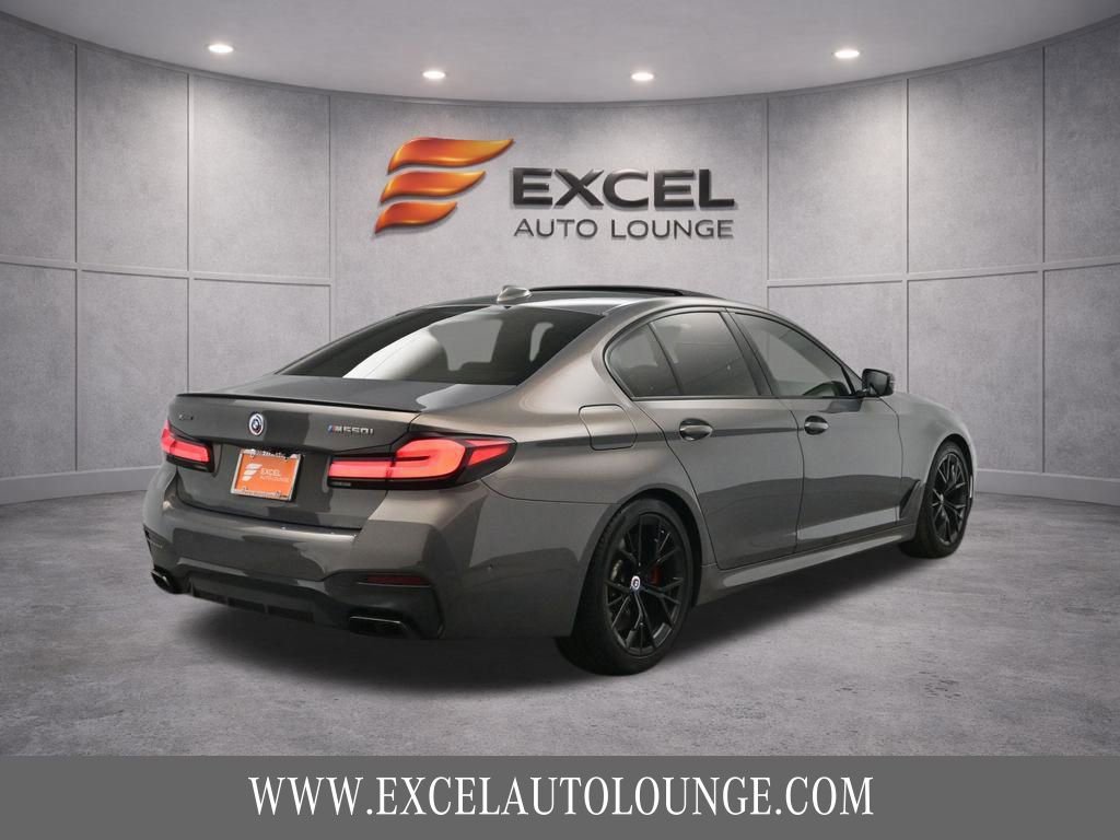 Used 2023 BMW M550i xDrive w/ Dynamic Handling Package AWD/4WD image 9
