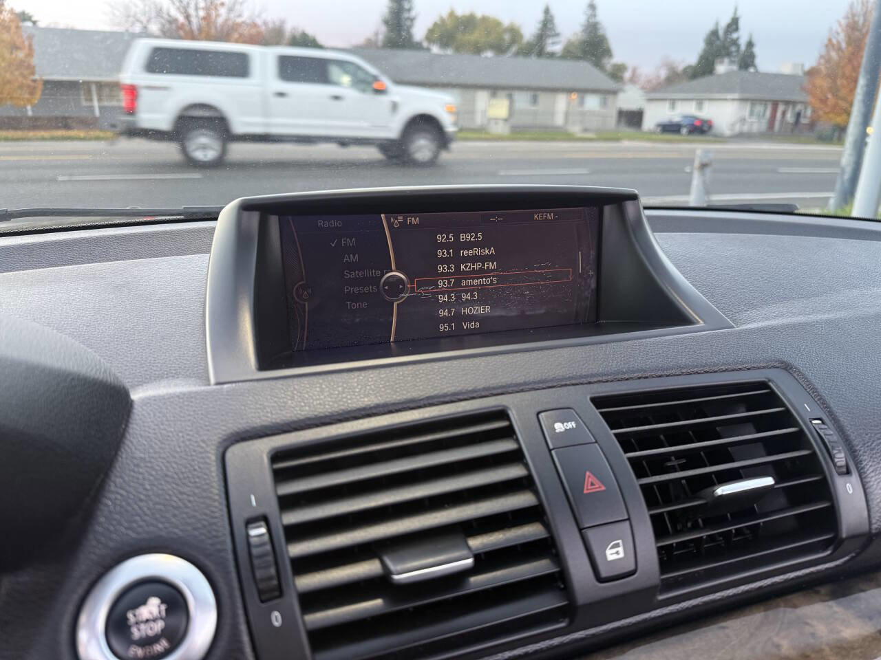 Used 2012 BMW 135i Convertible image 22